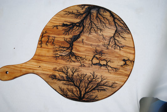 Lichtenberg fractal round serving and cutting board with handle